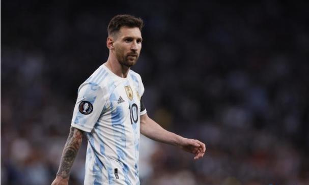 74年, 毛主席牵头为贺龙恢复名誉, 叶帅: 我和他私下关系不是很好